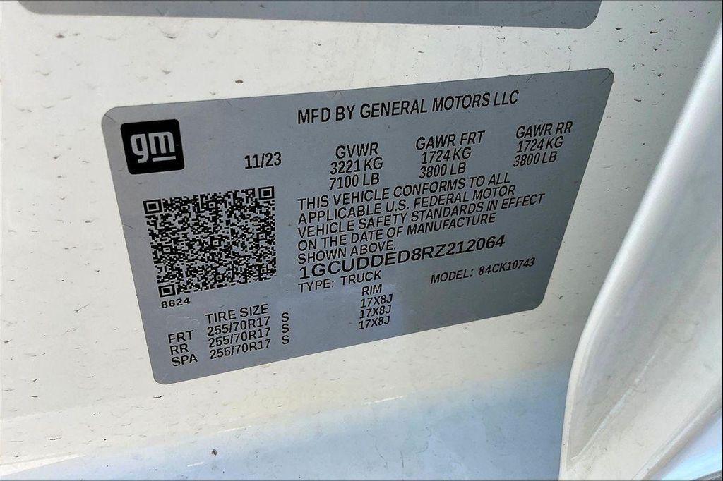 used 2024 Chevrolet Silverado 1500 car, priced at $38,999