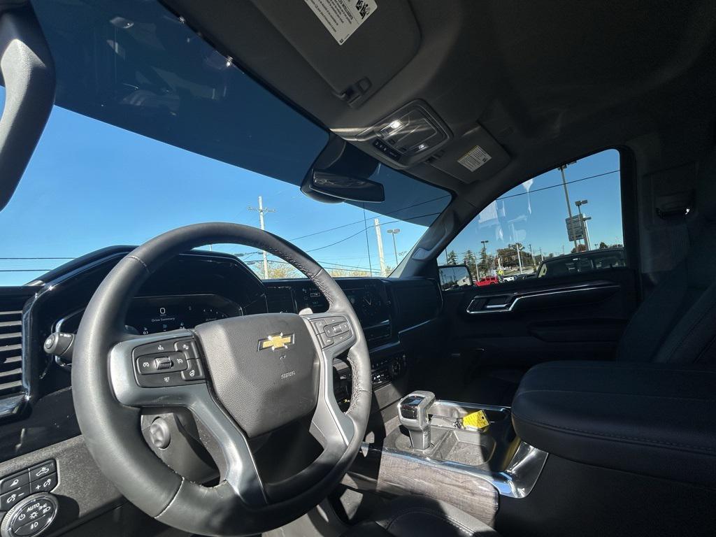 used 2024 Chevrolet Silverado 1500 car, priced at $52,995