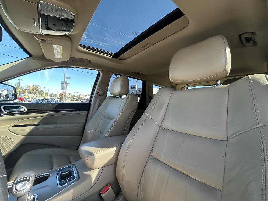 used 2014 Jeep Grand Cherokee car, priced at $12,995