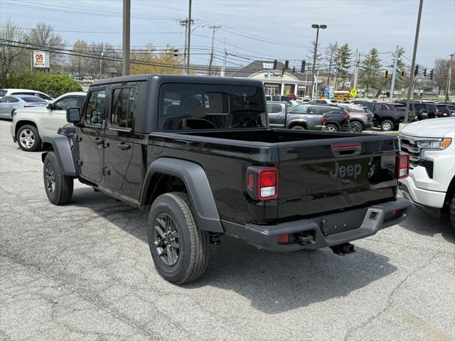 new 2025 Jeep Gladiator car, priced at $37,930