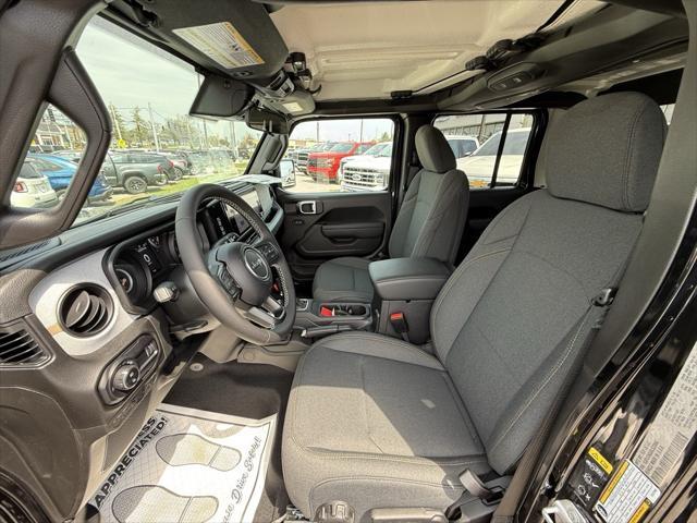 new 2025 Jeep Gladiator car, priced at $37,930