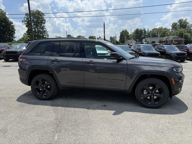 new 2025 Jeep Grand Cherokee car, priced at $39,970