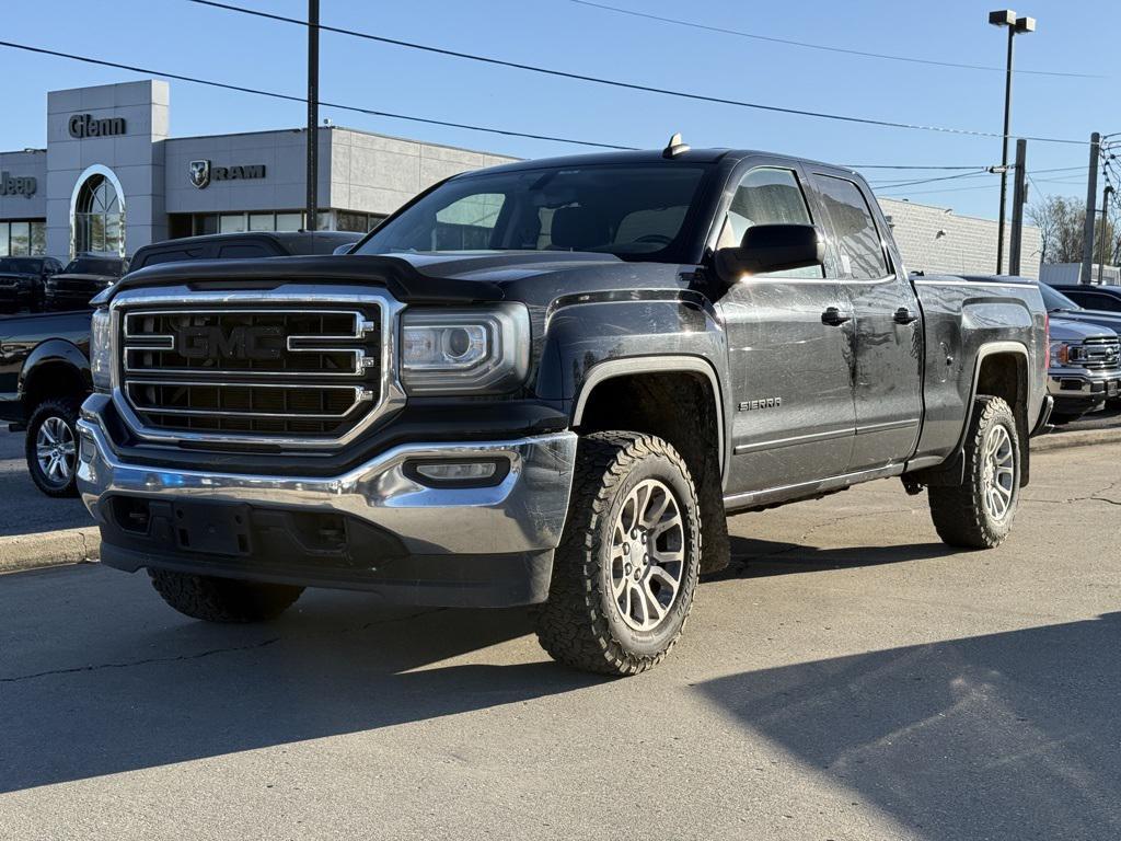 used 2016 GMC Sierra 1500 car, priced at $15,995
