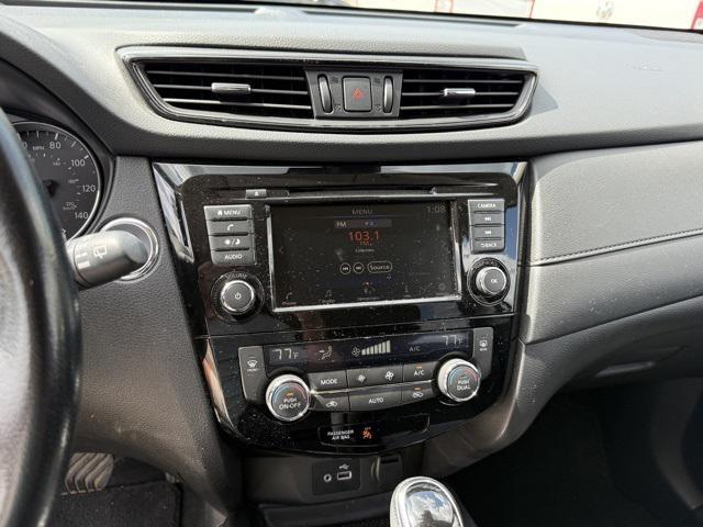 used 2020 Nissan Rogue car, priced at $15,995