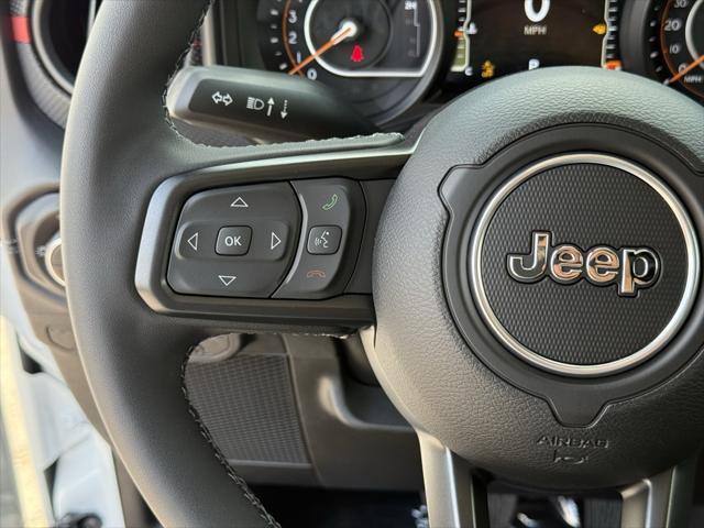 new 2025 Jeep Gladiator car, priced at $45,710