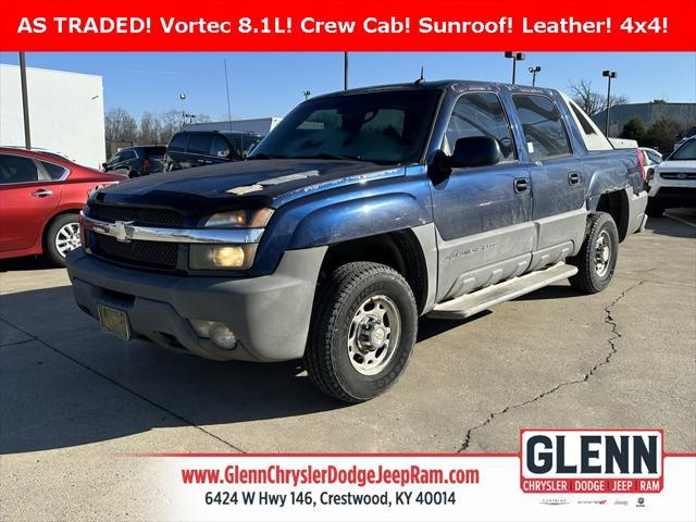 used 2002 Chevrolet Avalanche car, priced at $7,500