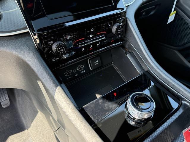 new 2025 Jeep Grand Cherokee car, priced at $40,875