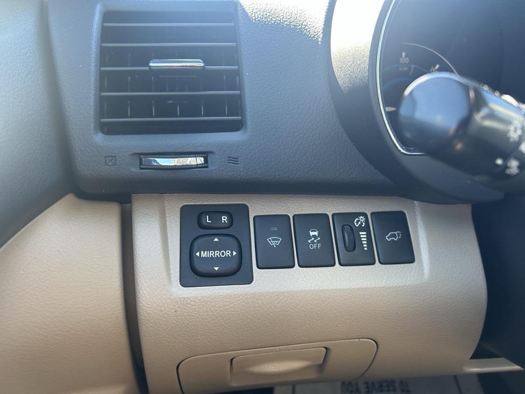 used 2012 Toyota Highlander Hybrid car, priced at $7,995