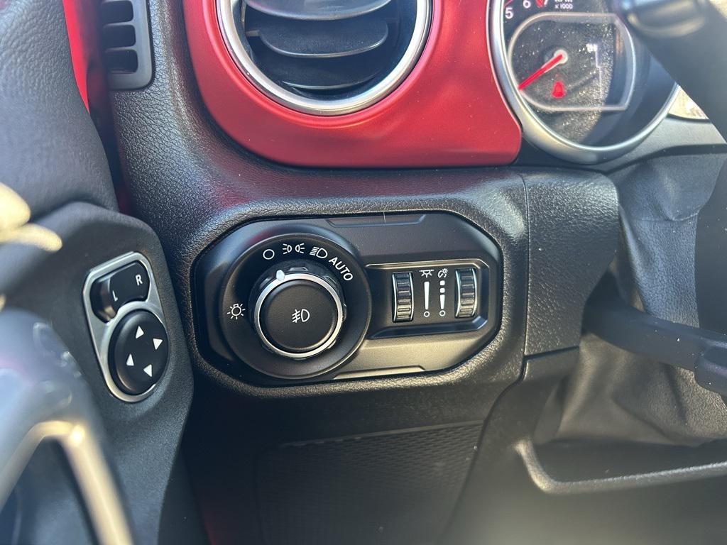used 2021 Jeep Wrangler Unlimited car, priced at $33,500