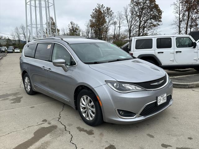 used 2018 Chrysler Pacifica car, priced at $18,500