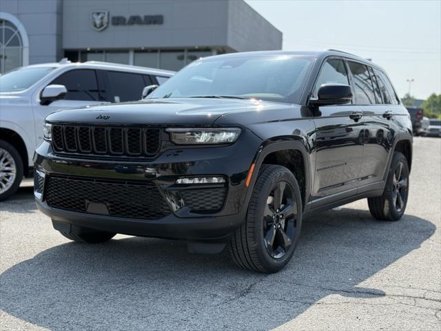 new 2025 Jeep Grand Cherokee car, priced at $41,235