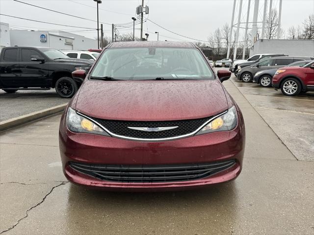 used 2018 Chrysler Pacifica car, priced at $10,000