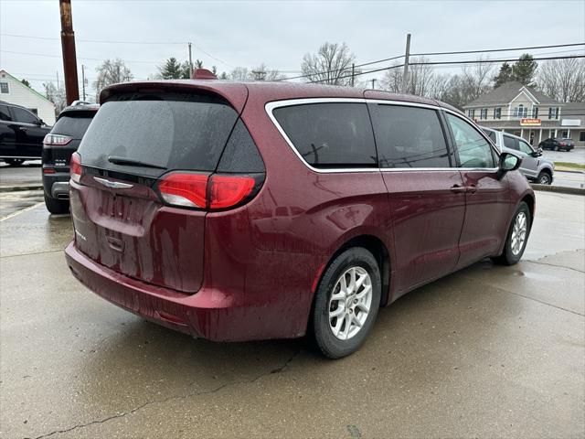 used 2018 Chrysler Pacifica car, priced at $10,000