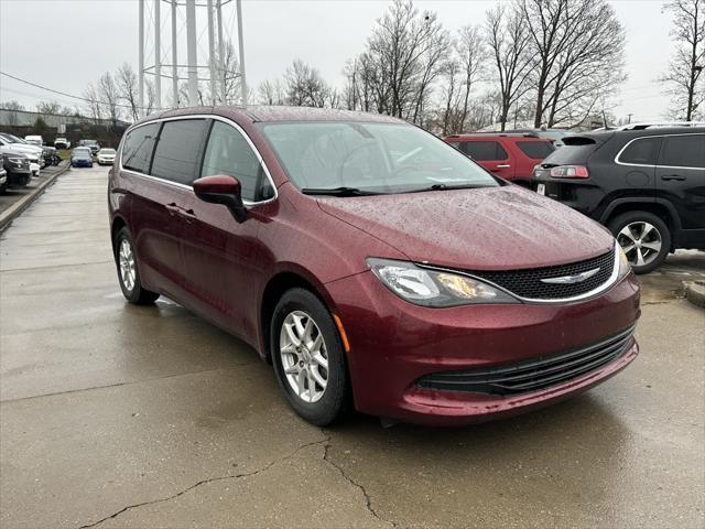 used 2018 Chrysler Pacifica car, priced at $10,000