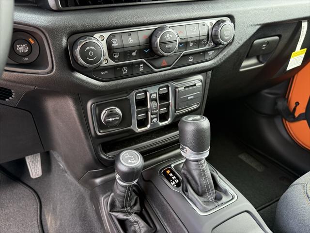 new 2025 Jeep Wrangler car, priced at $41,475