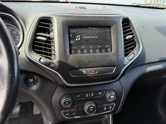 used 2019 Jeep Cherokee car, priced at $15,995