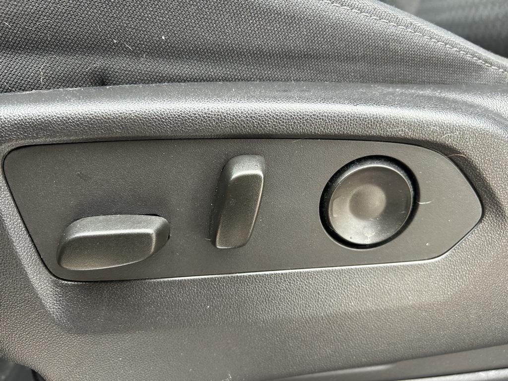 used 2023 GMC Sierra 1500 car, priced at $39,995