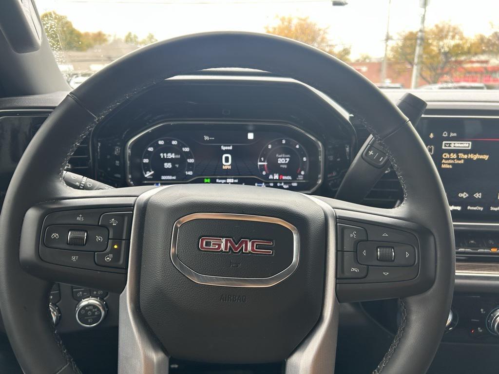 used 2023 GMC Sierra 1500 car, priced at $39,995