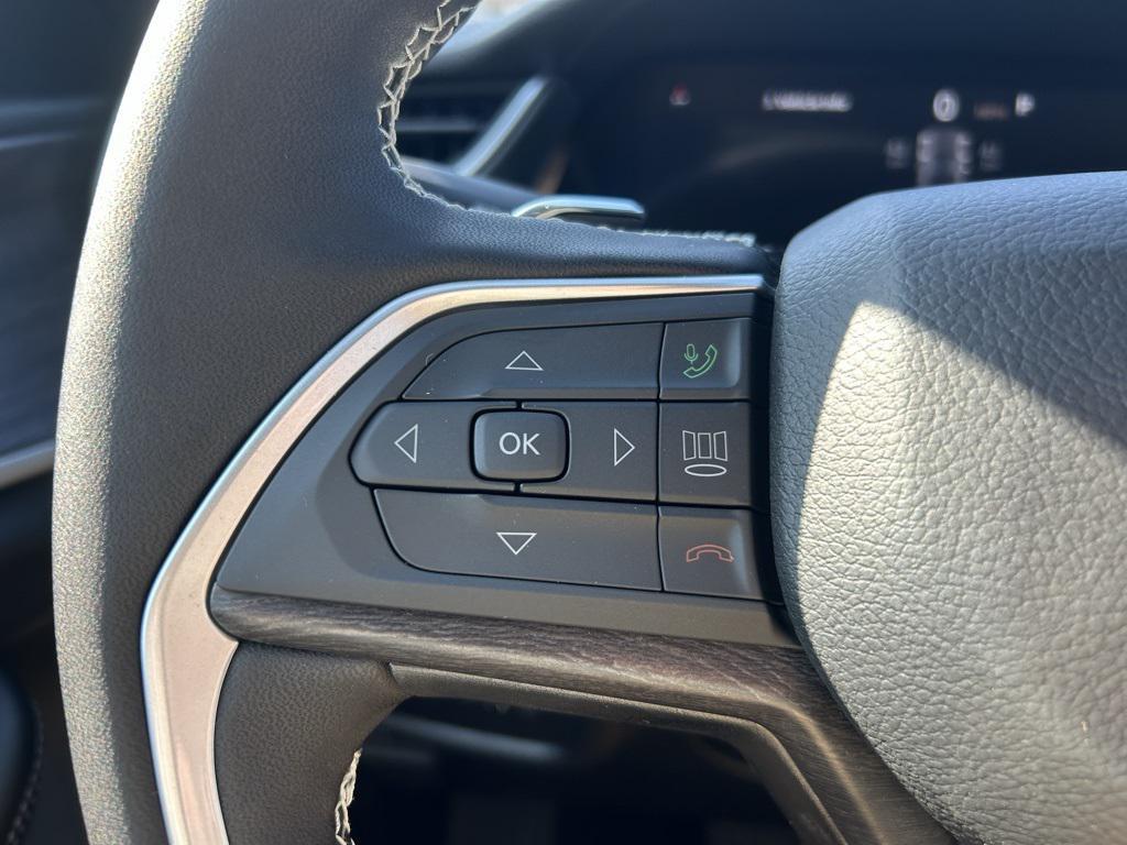 new 2025 Jeep Grand Cherokee car, priced at $43,235