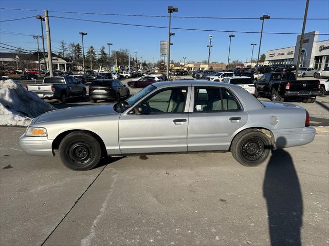 used 2003 Ford Crown Victoria car, priced at $4,995