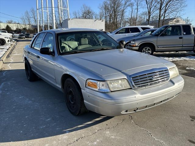 used 2003 Ford Crown Victoria car, priced at $4,995