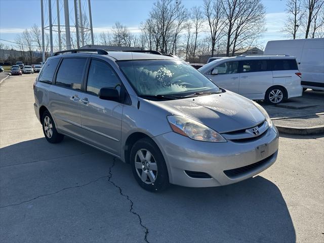 used 2006 Toyota Sienna car, priced at $4,500