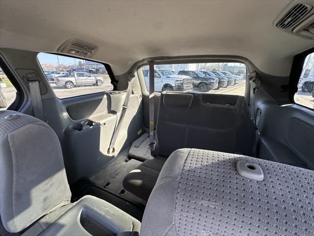 used 2006 Toyota Sienna car, priced at $4,500