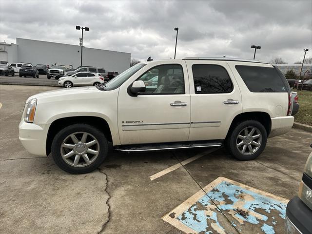 used 2009 GMC Yukon car, priced at $5,000