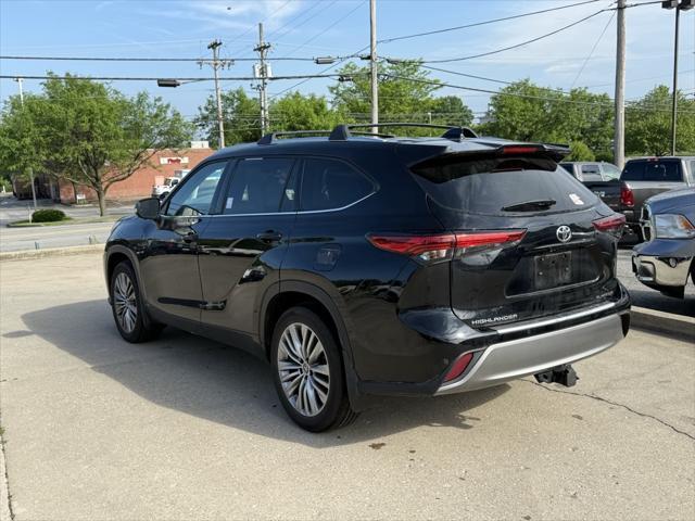 used 2023 Toyota Highlander car, priced at $43,500