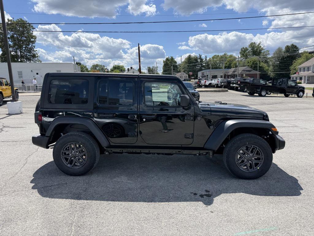 new 2025 Jeep Wrangler car, priced at $42,870