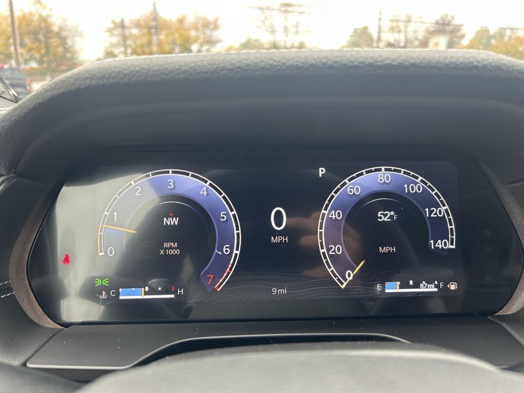 new 2025 Jeep Grand Cherokee car, priced at $40,005