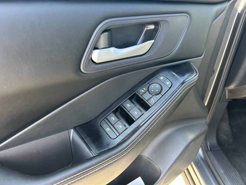 used 2024 Nissan Rogue car, priced at $23,995