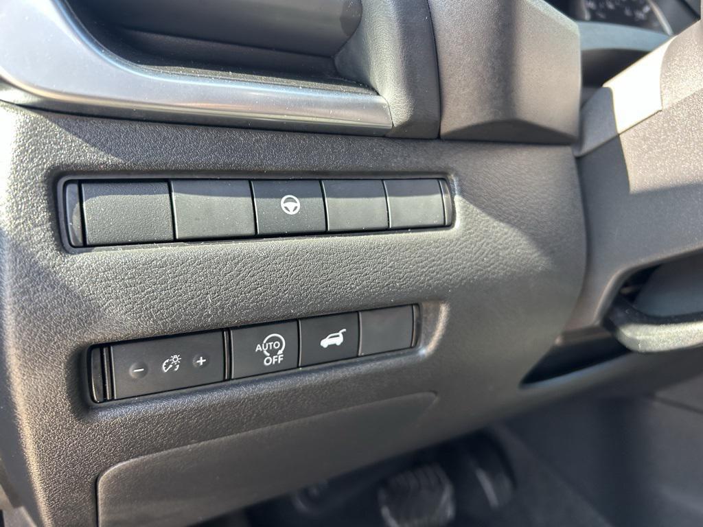 used 2024 Nissan Rogue car, priced at $23,995