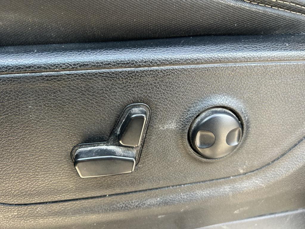 used 2022 Ram 1500 car, priced at $25,995