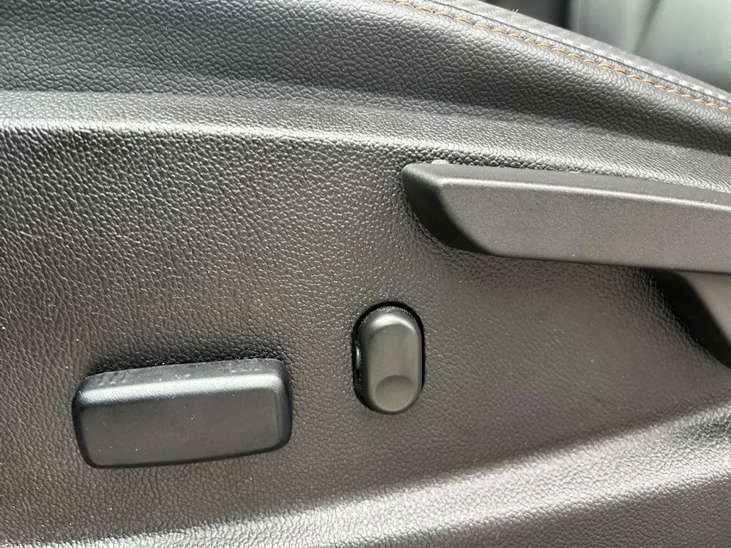 used 2022 GMC Canyon car, priced at $33,500