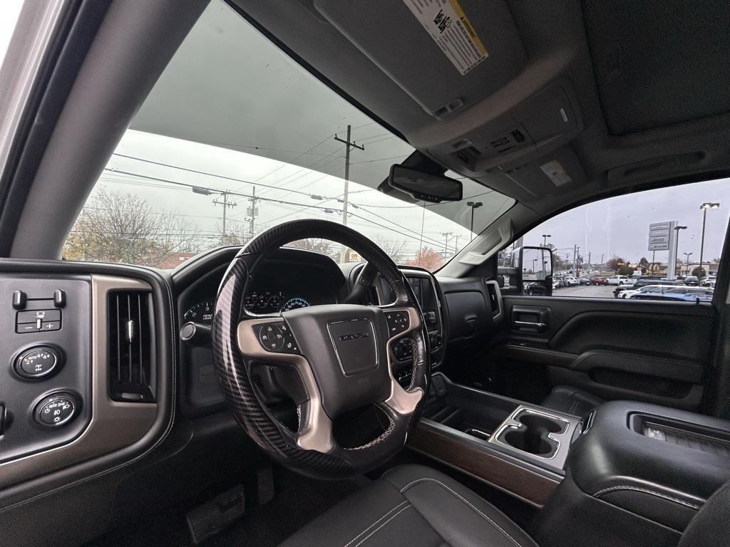 used 2018 GMC Sierra 1500 car, priced at $31,500