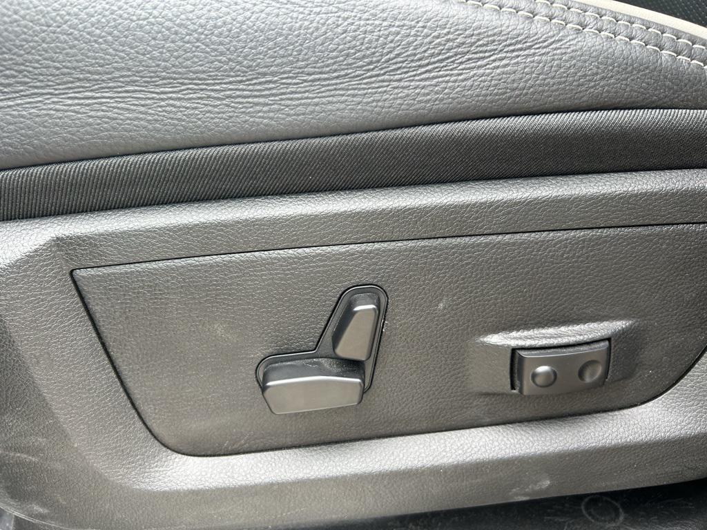 new 2025 Ram 2500 car, priced at $77,905