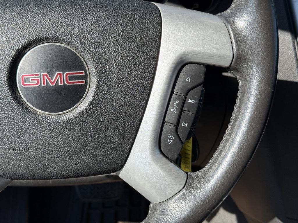 used 2012 GMC Acadia car, priced at $6,500