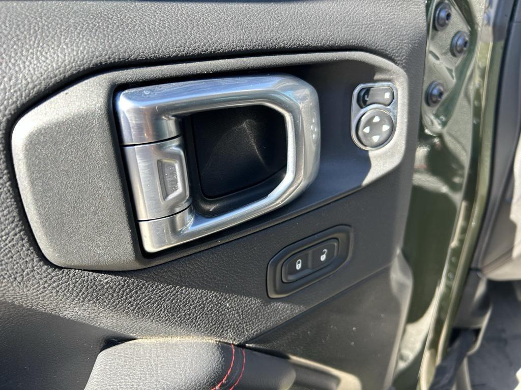 used 2023 Jeep Gladiator car, priced at $46,500