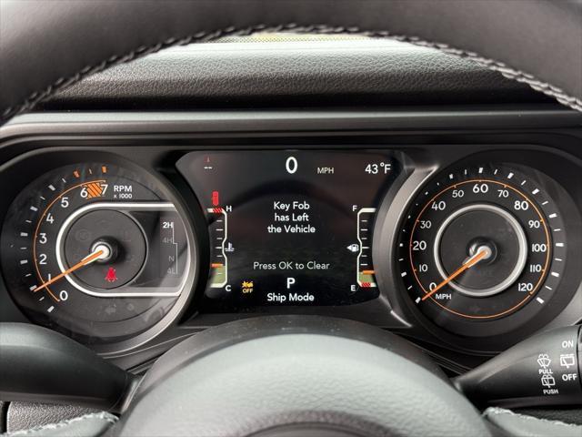 new 2025 Jeep Wrangler car, priced at $40,075