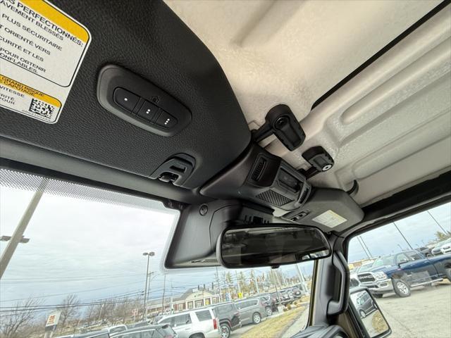 new 2025 Jeep Wrangler car, priced at $40,075