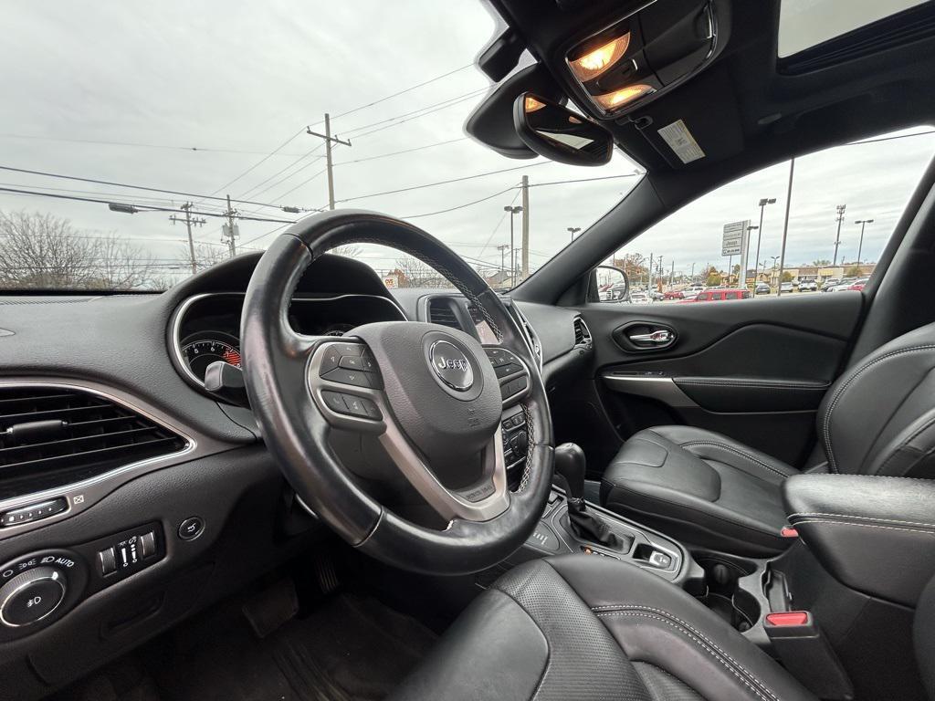 used 2021 Jeep Cherokee car, priced at $19,995