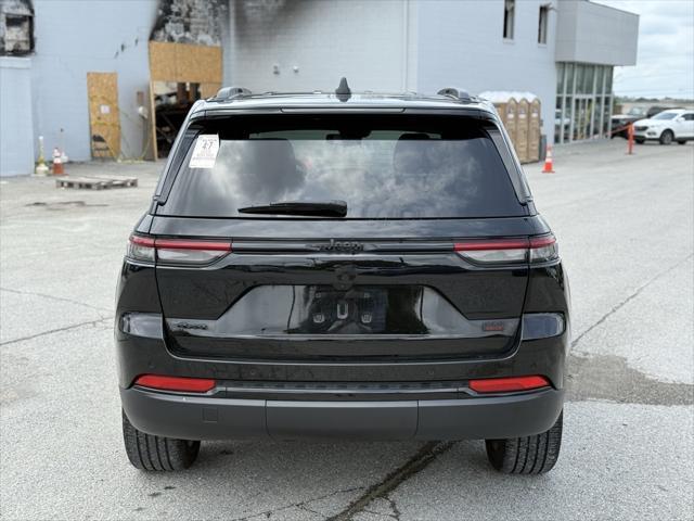 used 2022 Jeep Grand Cherokee car, priced at $32,995
