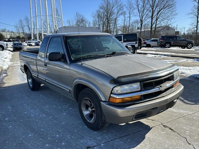 used 2001 Chevrolet S-10 car, priced at $4,995