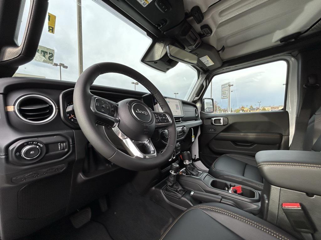 new 2026 Jeep Wrangler car, priced at $46,880