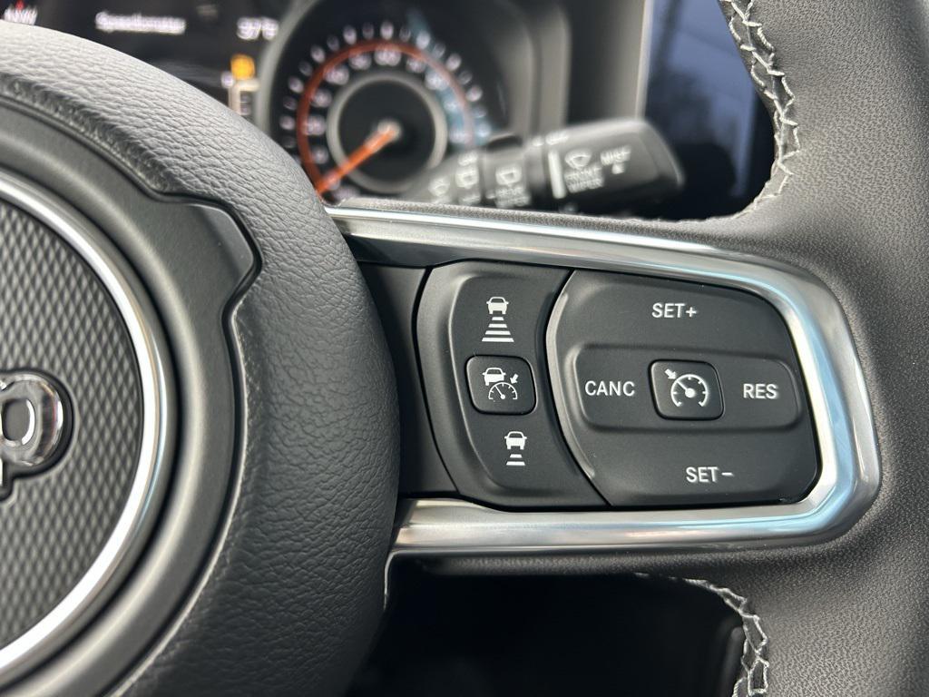 new 2026 Jeep Wrangler car, priced at $46,880