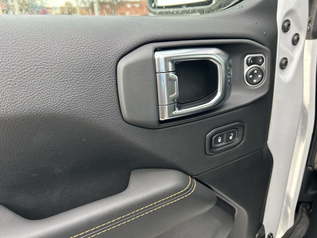 new 2026 Jeep Wrangler car, priced at $46,880