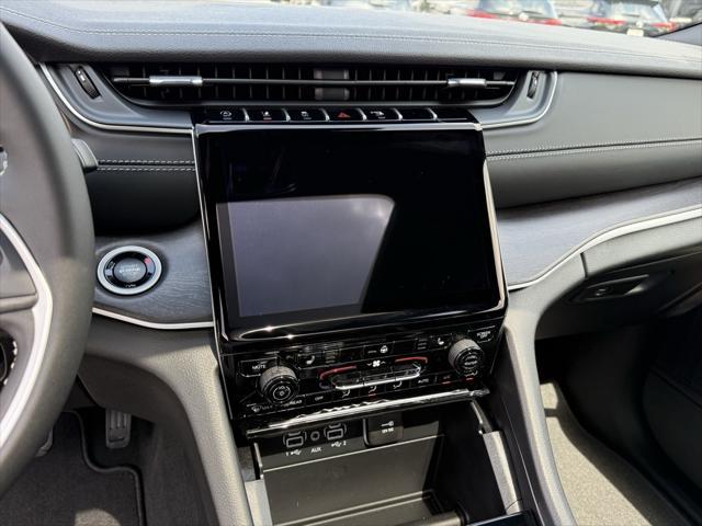 new 2025 Jeep Grand Cherokee L car, priced at $43,835