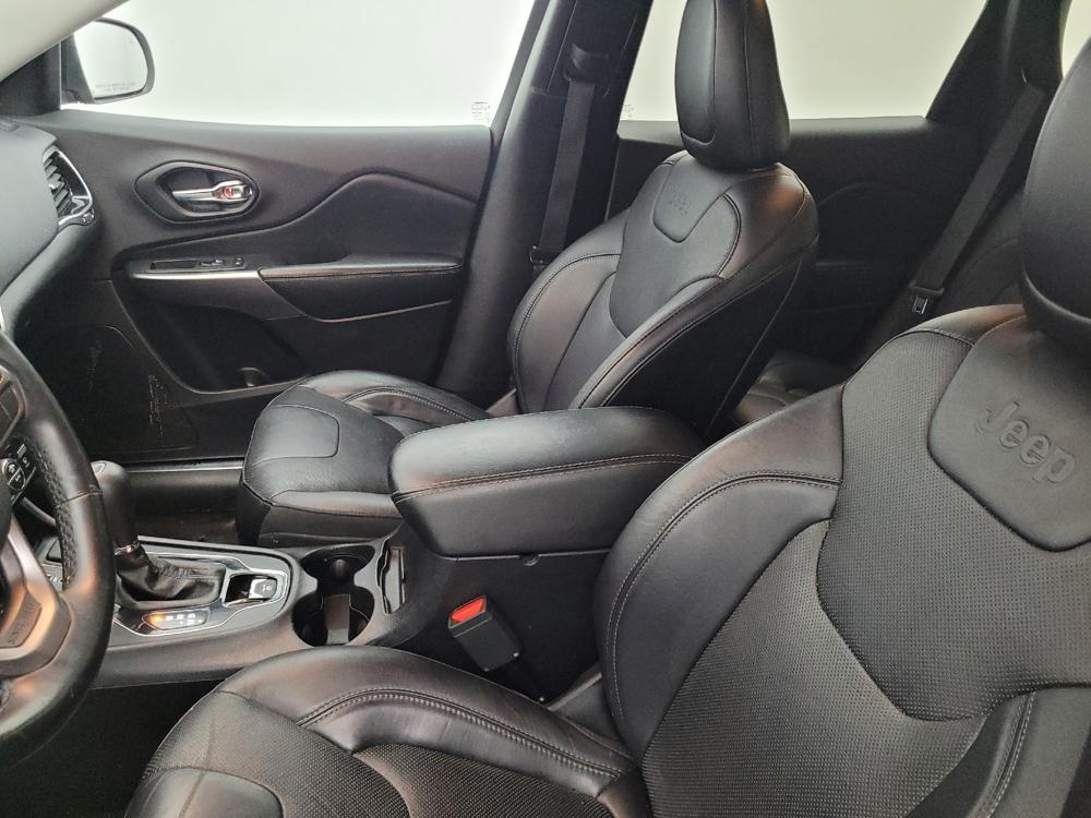 used 2019 Jeep Cherokee car, priced at $21,395