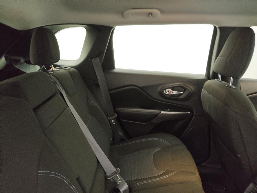 used 2019 Jeep Cherokee car, priced at $17,695